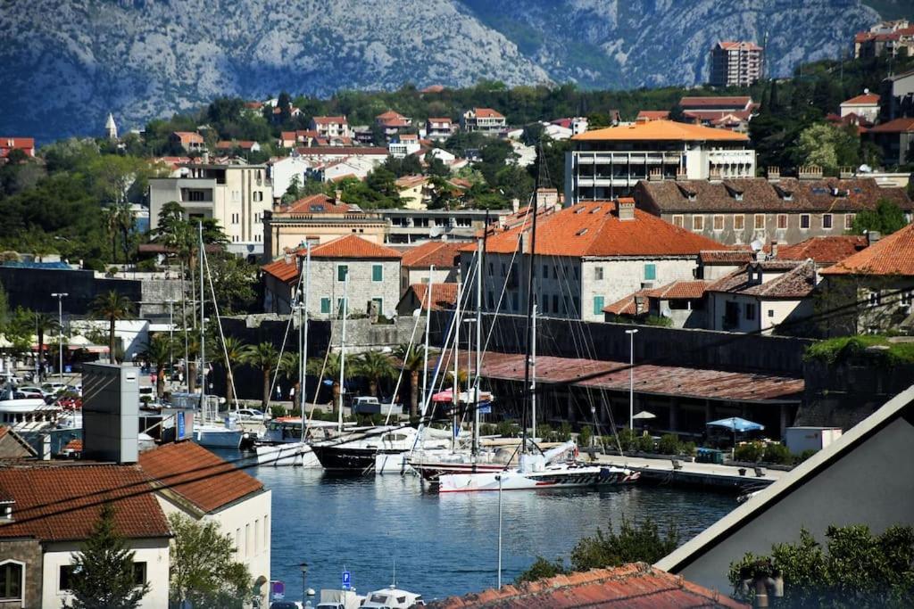 Nature Bay Apartment Kotor Exterior photo